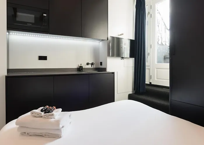 Centre Canal Belt Konukevi